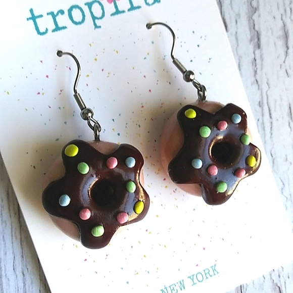 Chocolate Frosted Donut Earrings 🍩 🍩 🍩 - Picture 6 of 8